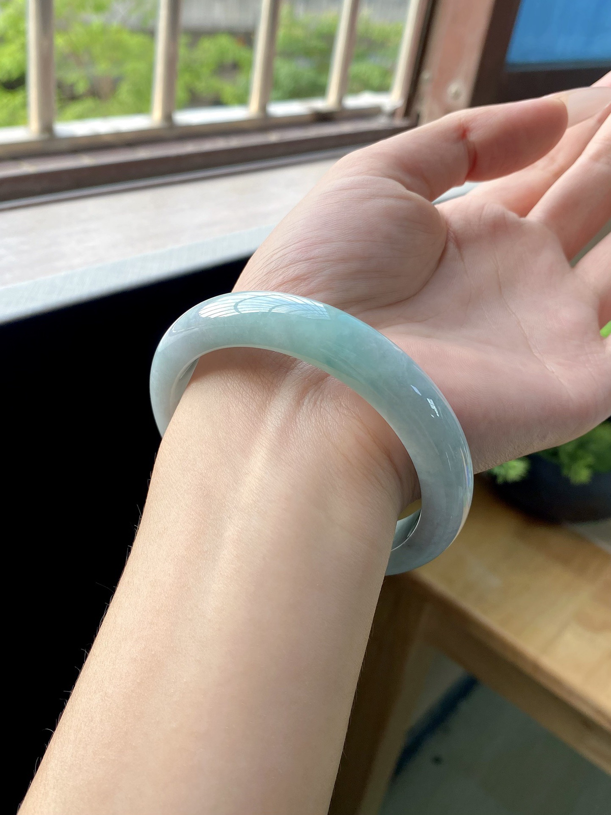 大圈口果绿乌鸡正圈成品（细纹不显不扣）
HYY-9384
⭕️60.8-12.5-8.8