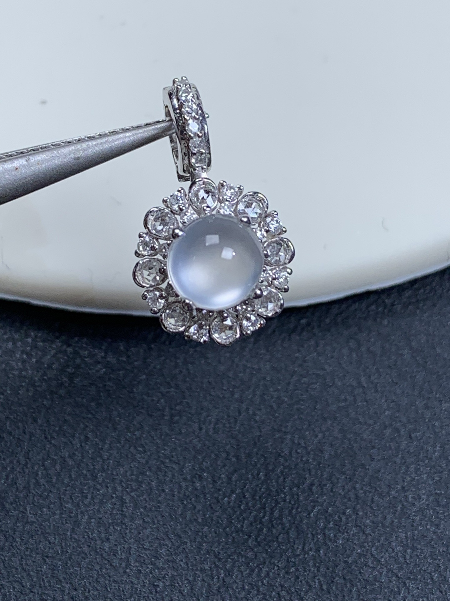 ️18k金钻镶嵌冰种玻璃蛋面扣吊坠16.6/10/7.6，裸石6/5.8/3.8