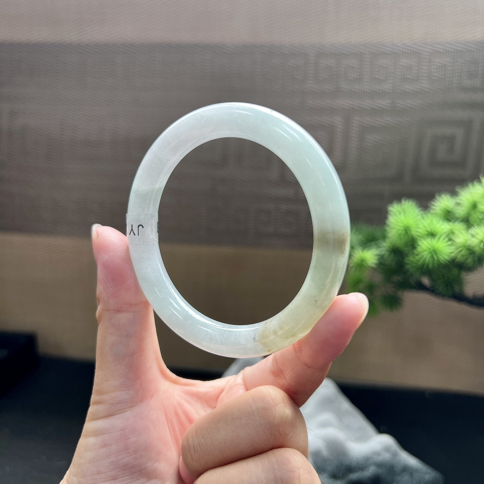 55圈口圆条洒金手镯