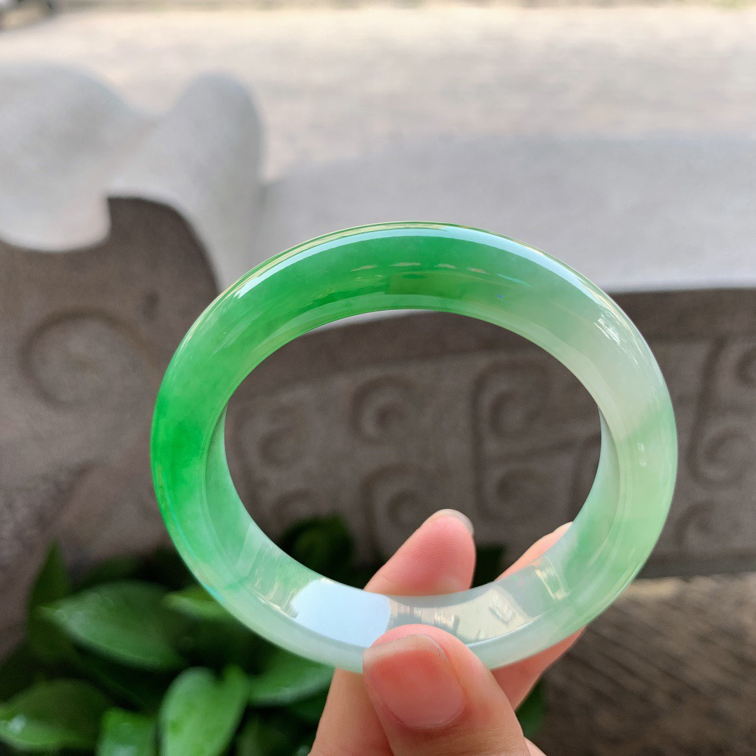 小圈口52.8-12.6-8.5 【芙蓉阳绿正圈手镯】正圈52 53可戴