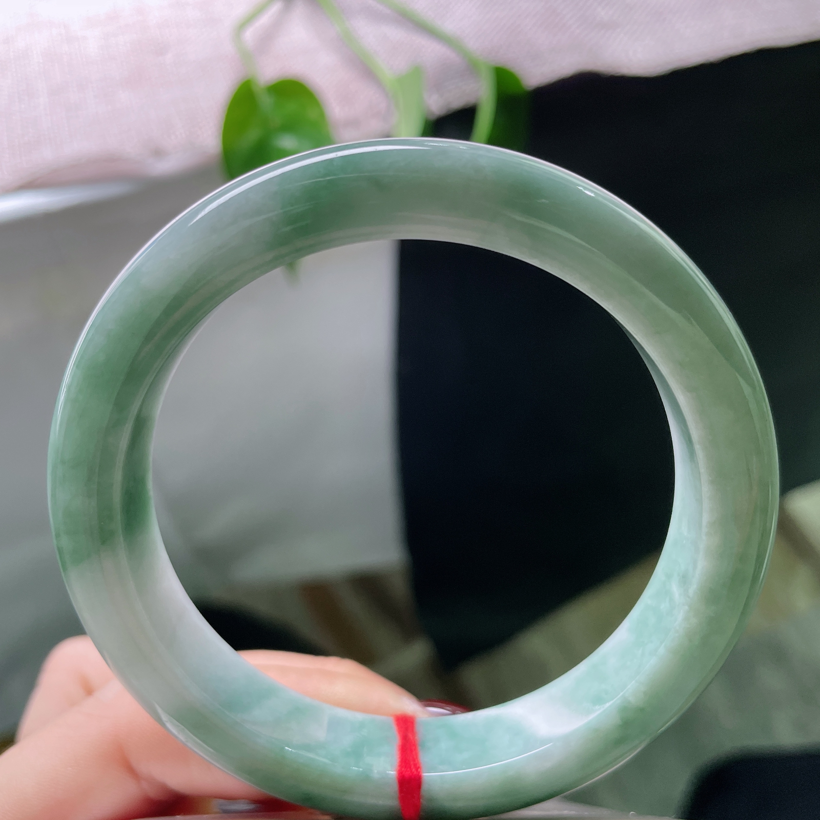 61.4/12.2/9.1，飘花正圈，大圈口，端庄大气，佩戴沉稳ss50780a