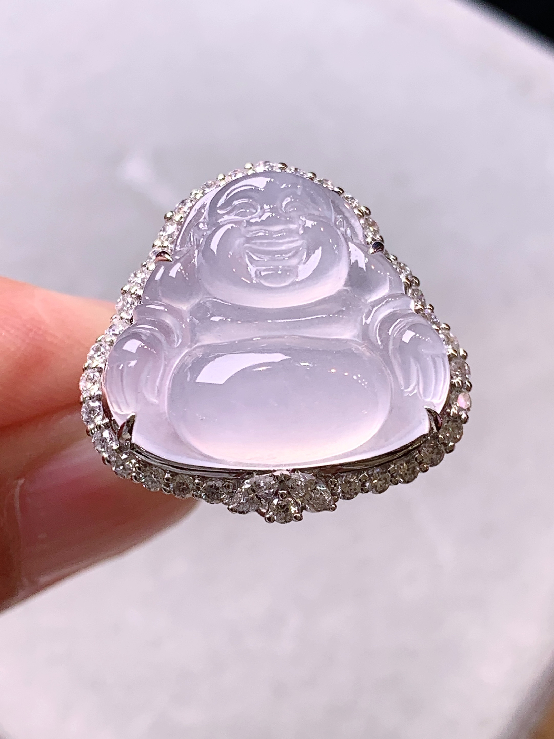 18k金钻镶嵌冰种佛公戒指吊坠两用款 玉质细腻 色泽艳丽清新 水润亮眼 圈口14 整体尺寸26.6*