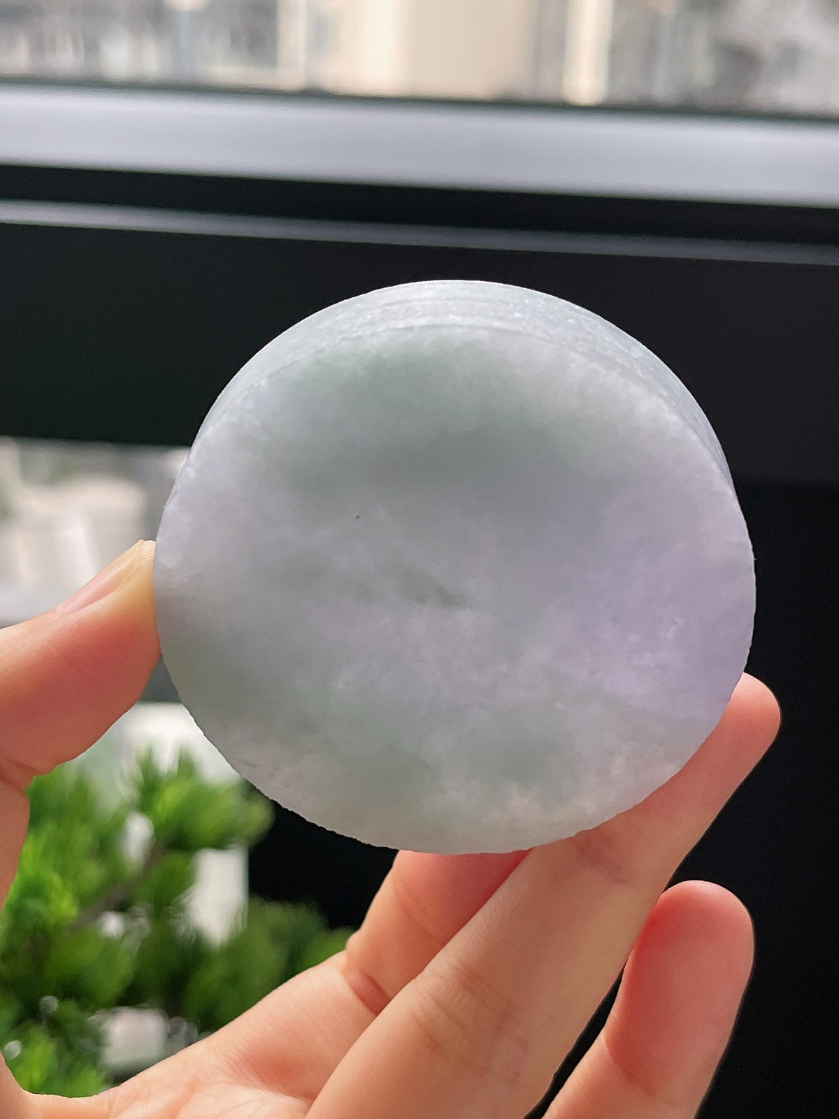 翡翠糯化春彩镯心