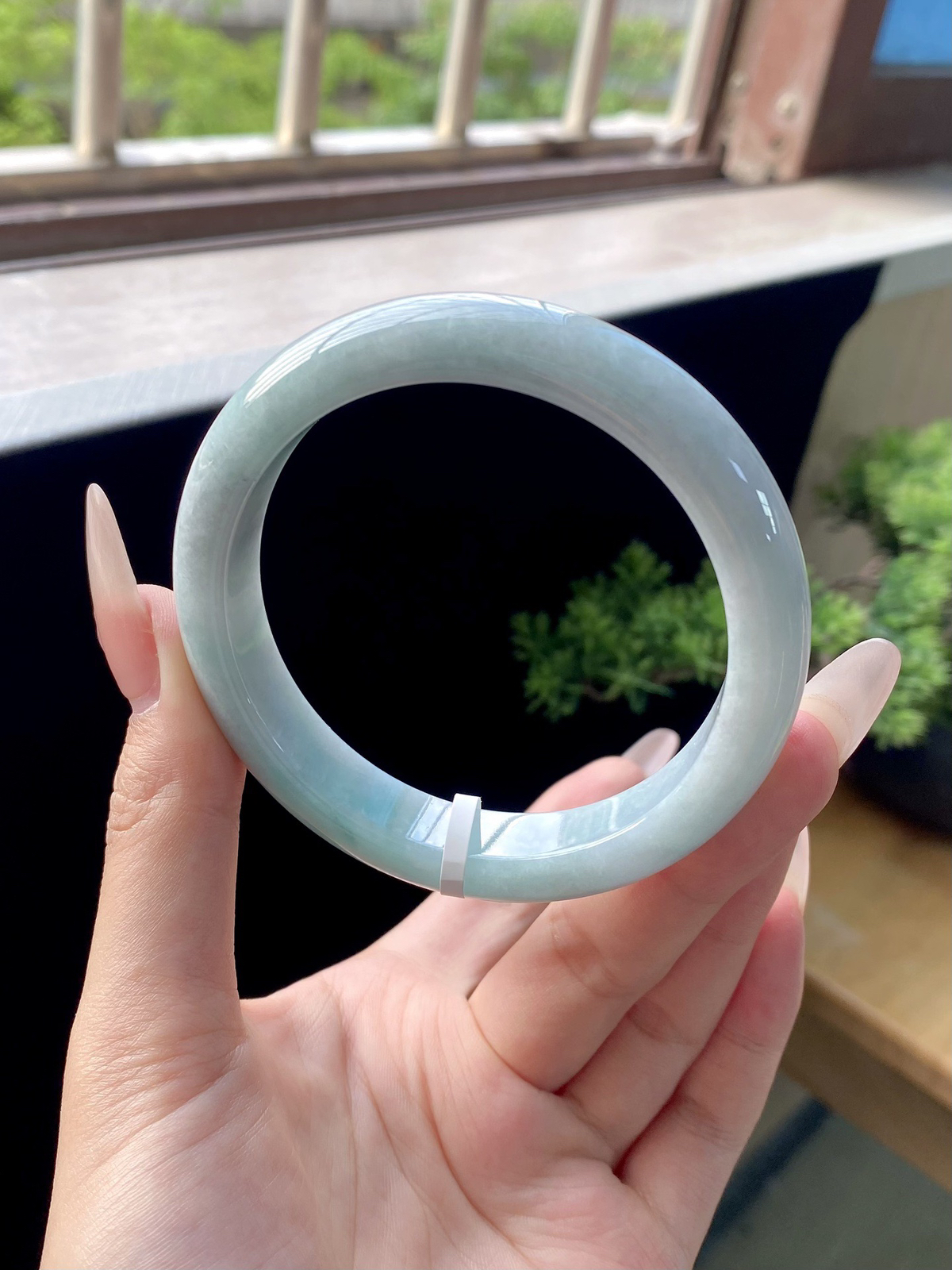 大圈口果绿乌鸡正圈成品（细纹不显不扣）
HYY-9384
⭕️60.8-12.5-8.8