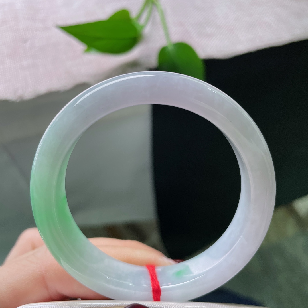 50.6/11.8/7.8，春带彩正圈，一圈烟雨江南，紫是晨雾，绿是远山。整体无裂，ss51286a