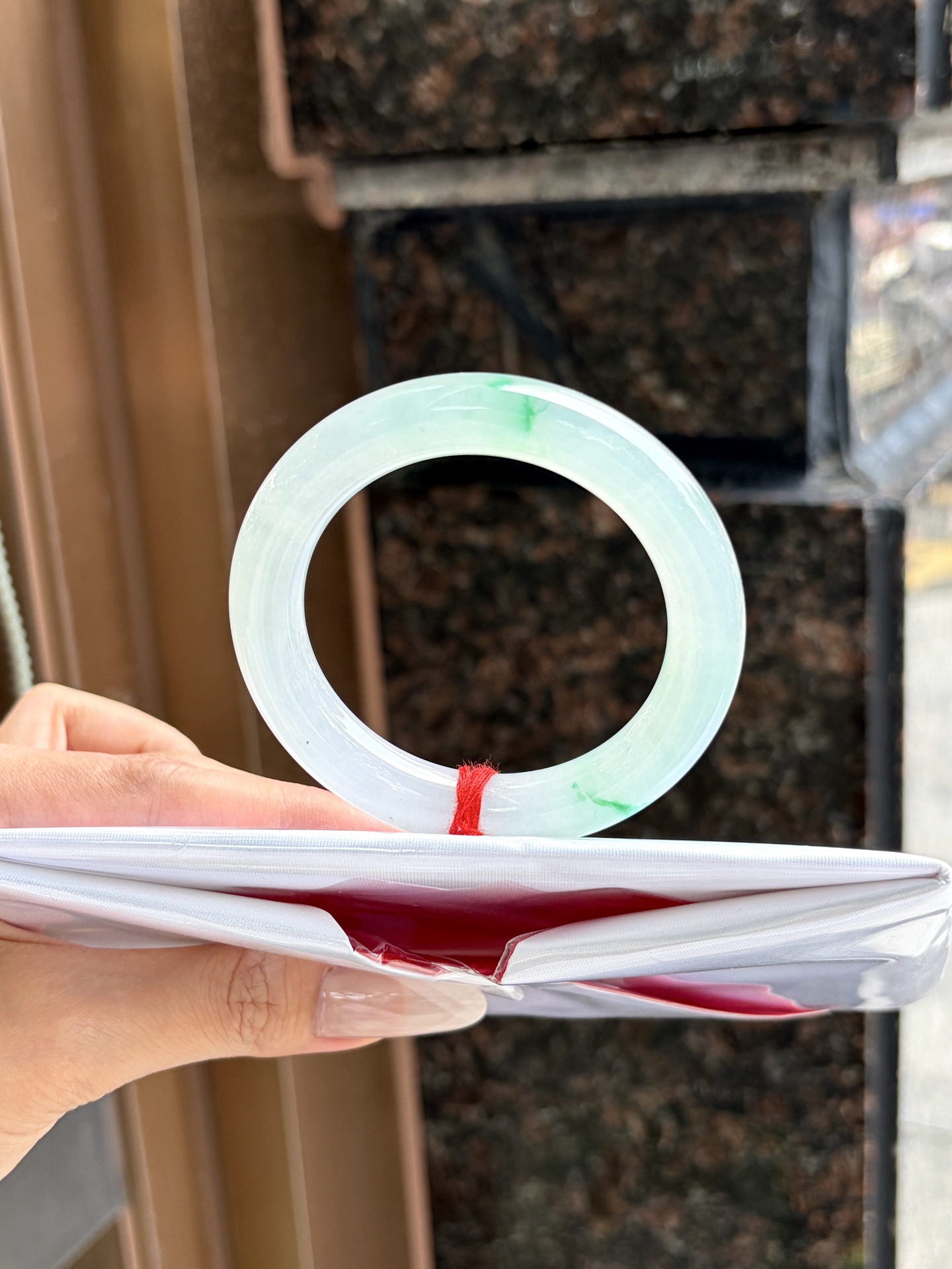 小圈口冰种白底青圆条成品，HYC-210，⭕️53-11.2-10.7