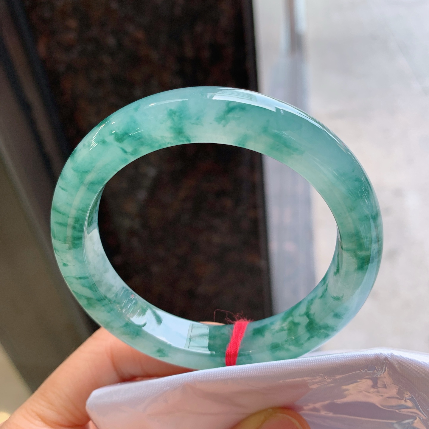 正圈冰飘花 无裂 尺寸：57.2/11.8/9.2 冰润