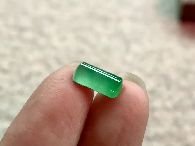 ️ 绿马鞍，尺寸10.6×5.8×3.2