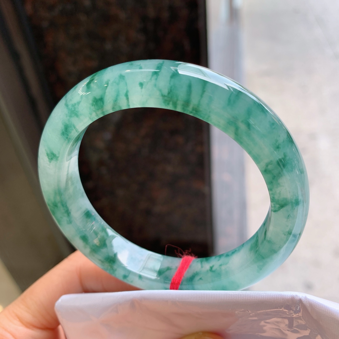 正圈冰飘花 无裂 尺寸：57.2/11.8/9.2 冰润