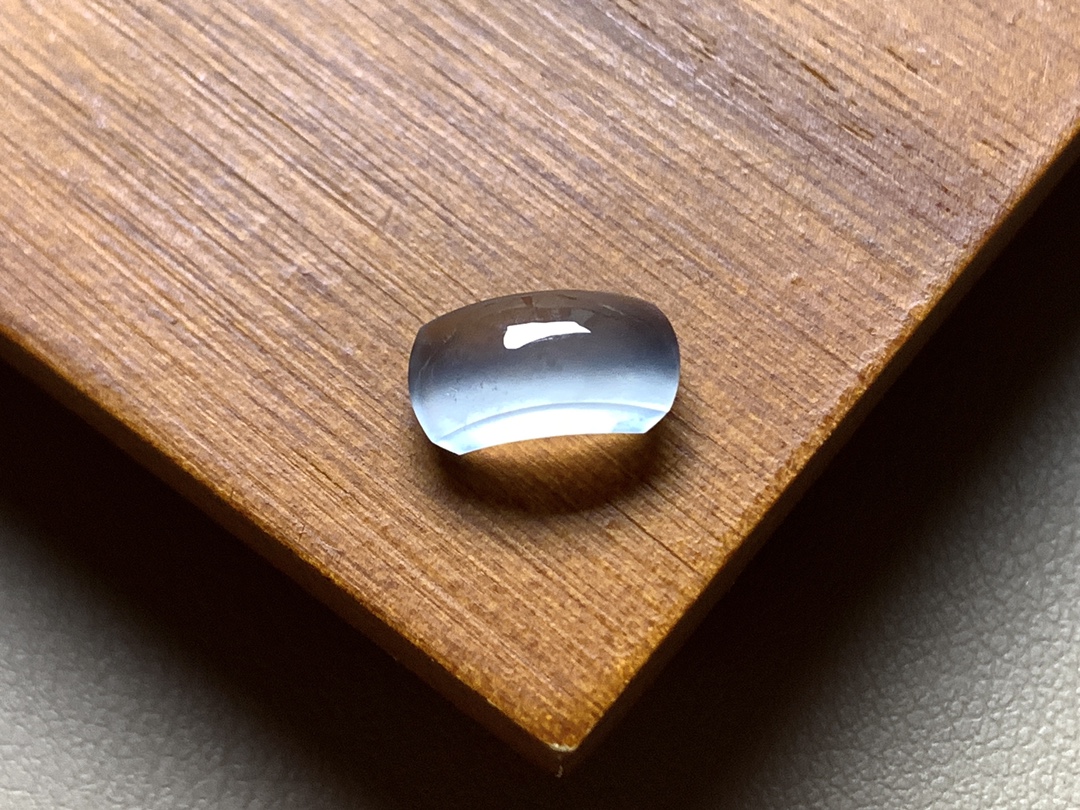 ️ 玻璃种马鞍 种老，光感十足，尺寸10.7*5*4