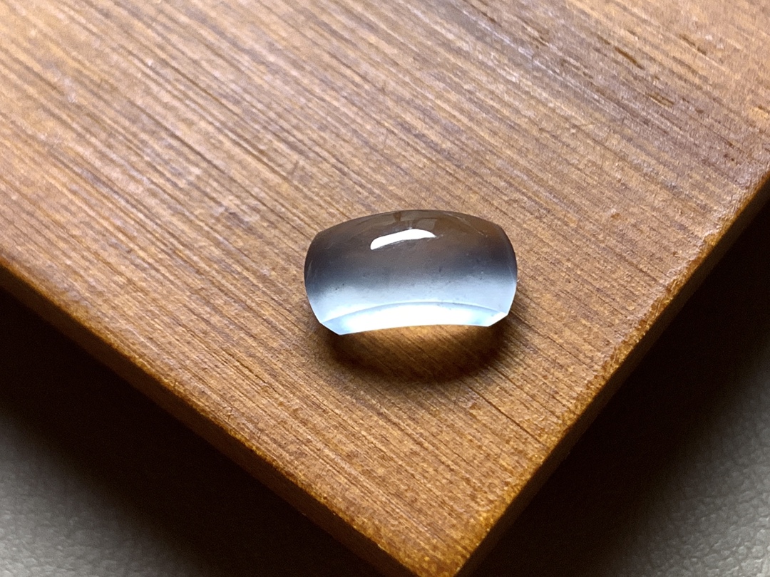 ️ 玻璃种马鞍 种老，光感十足，尺寸10.7*5*4