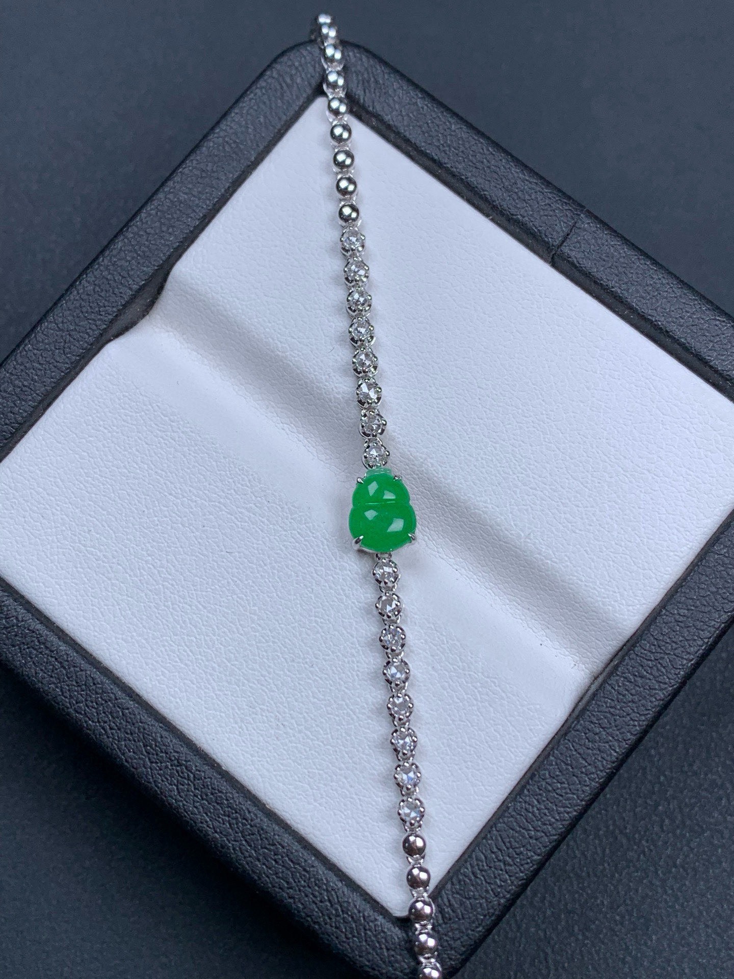 ️18k金钻重金镶嵌冰绿起光葫芦手链，裸石7/5.7/2