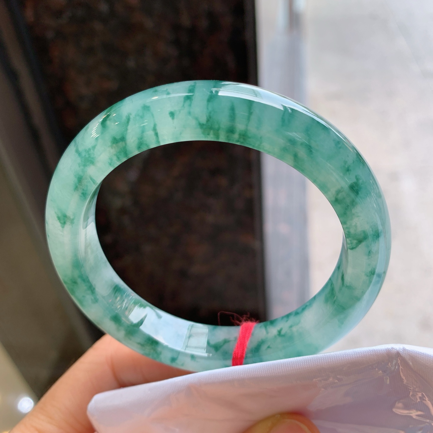 正圈冰飘花 无裂 尺寸：57.2/11.8/9.2 冰润