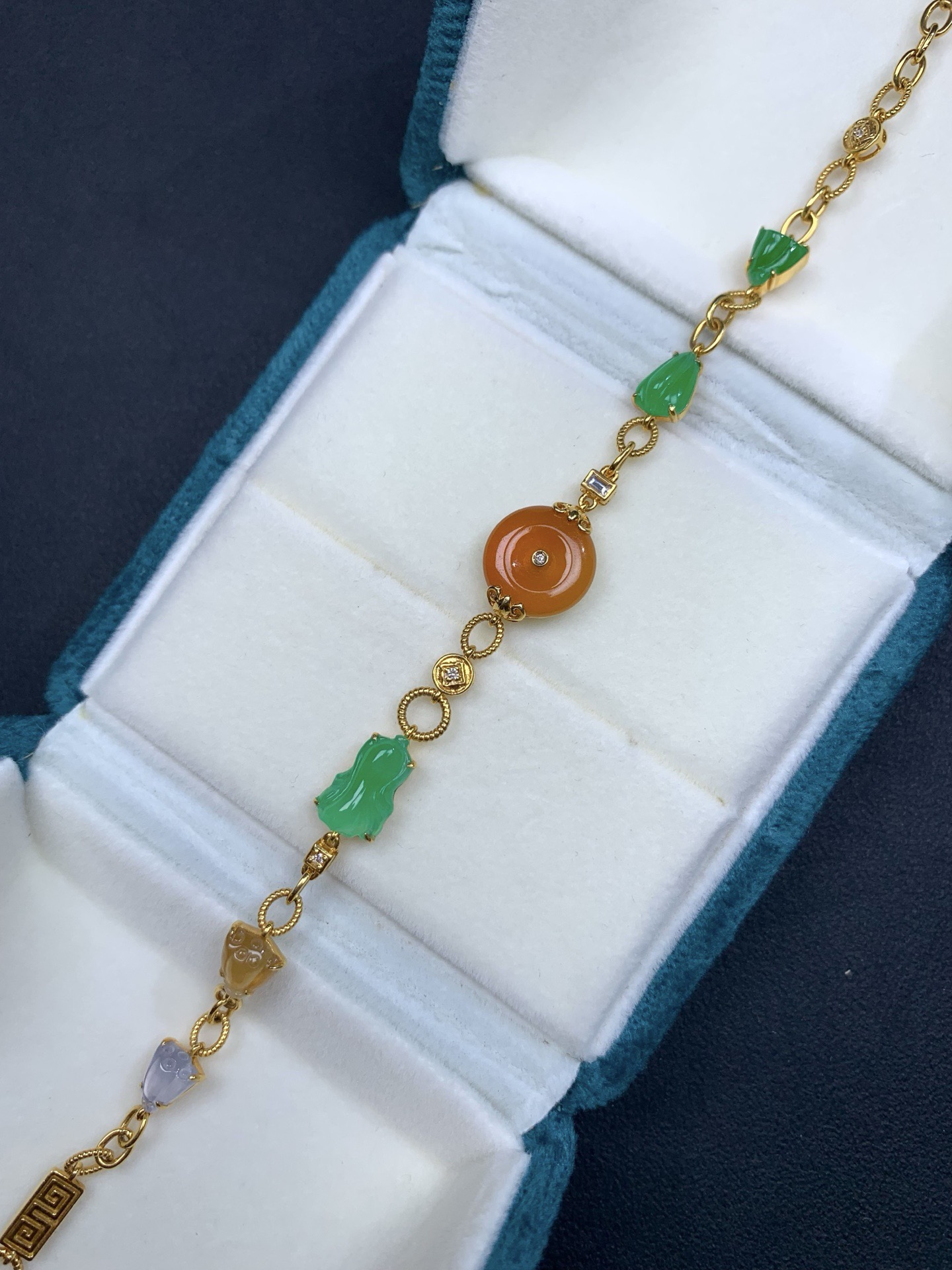 18k金重金镶嵌多彩起光手链20厘米