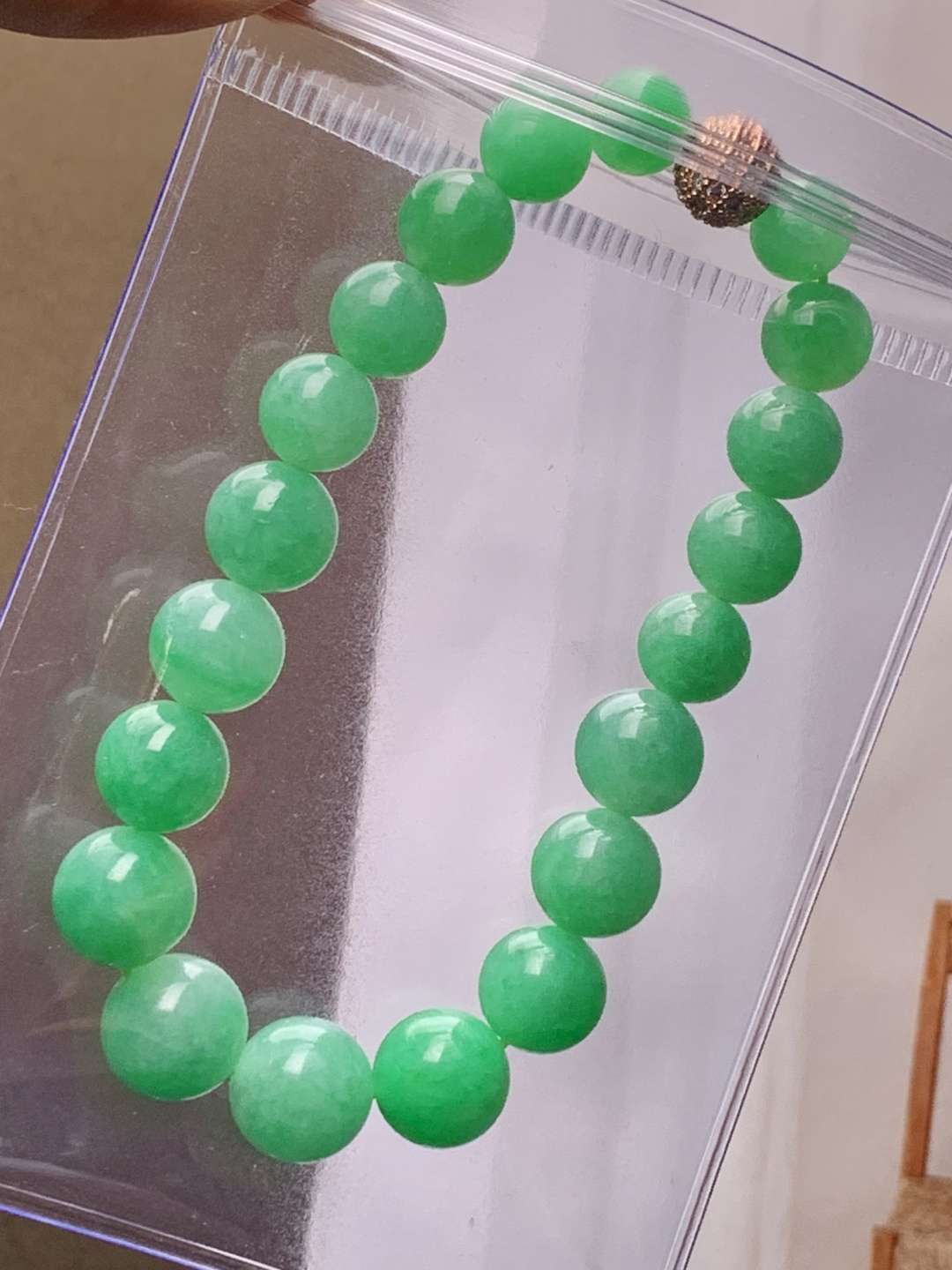 ️冰绿手链，色泽浓艳，尺寸7.7/10.9共20颗