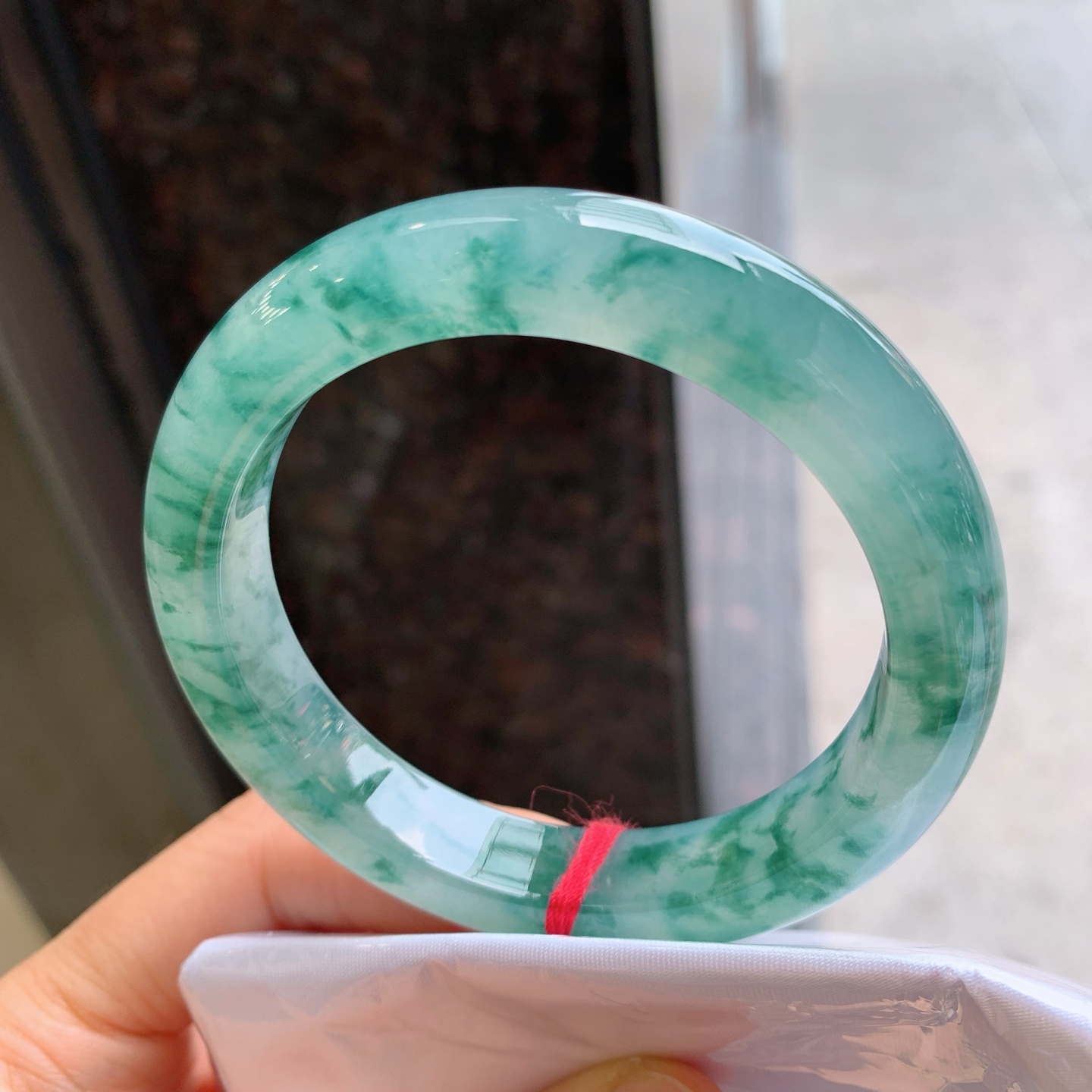 正圈冰飘花 无裂 尺寸：57.2/11.8/9.2 冰润