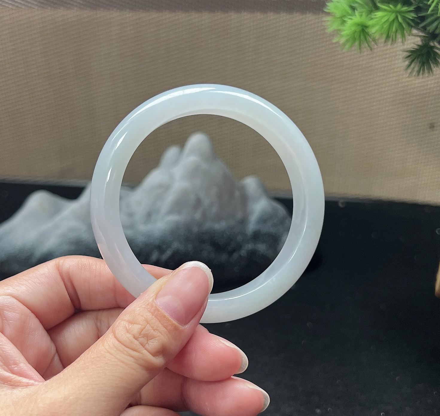 53.5圈口正圈白月光手镯，胶感十足~