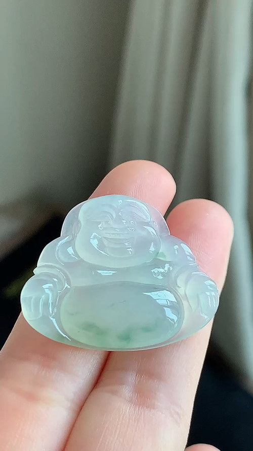 天然翡翠，飘花佛公，尺寸26.6/32.2/4.6，ae426