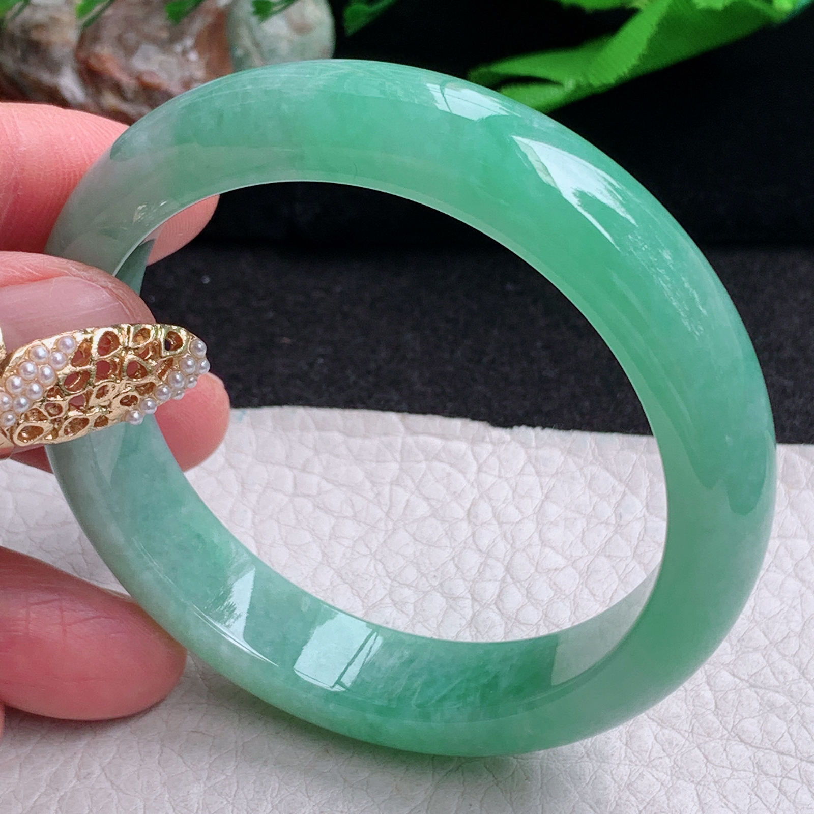 nr实拍53.8*12.3*7.6平安镯 缅甸翡翠a货手镯甜绿秀气正圈玉镯子