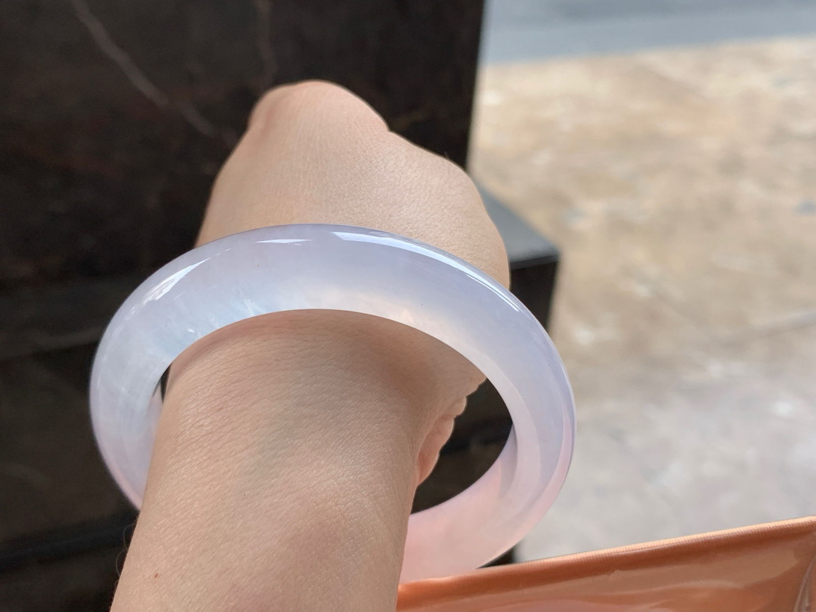 56-12.2-9.6

冰种手镯^_^透亮