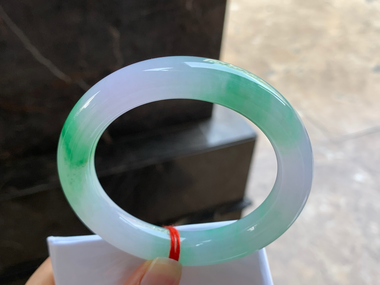 57-11.7

春带彩圆条手镯^_^颜色鲜艳