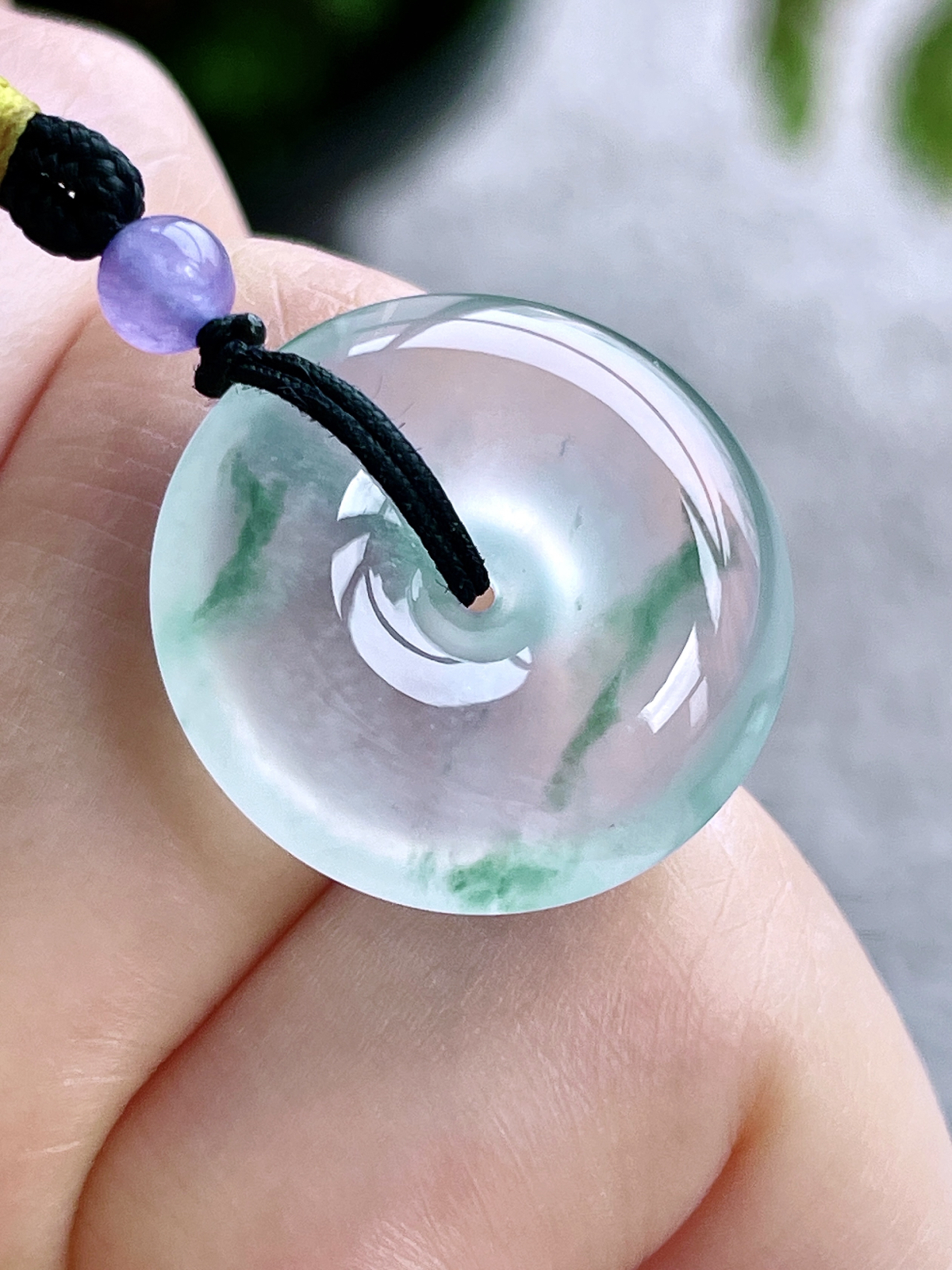 【裸石】高冰飘花平安扣吊坠
【说明】缅料 性价比高  
【尺寸】20.2-6..