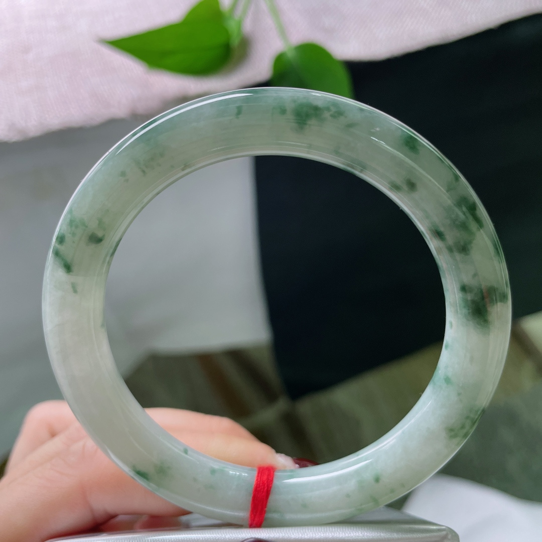 58.4/9.6，飘花圆条，繁花似锦觅安宁，水头好，经典大方，皮纹，ss52182a