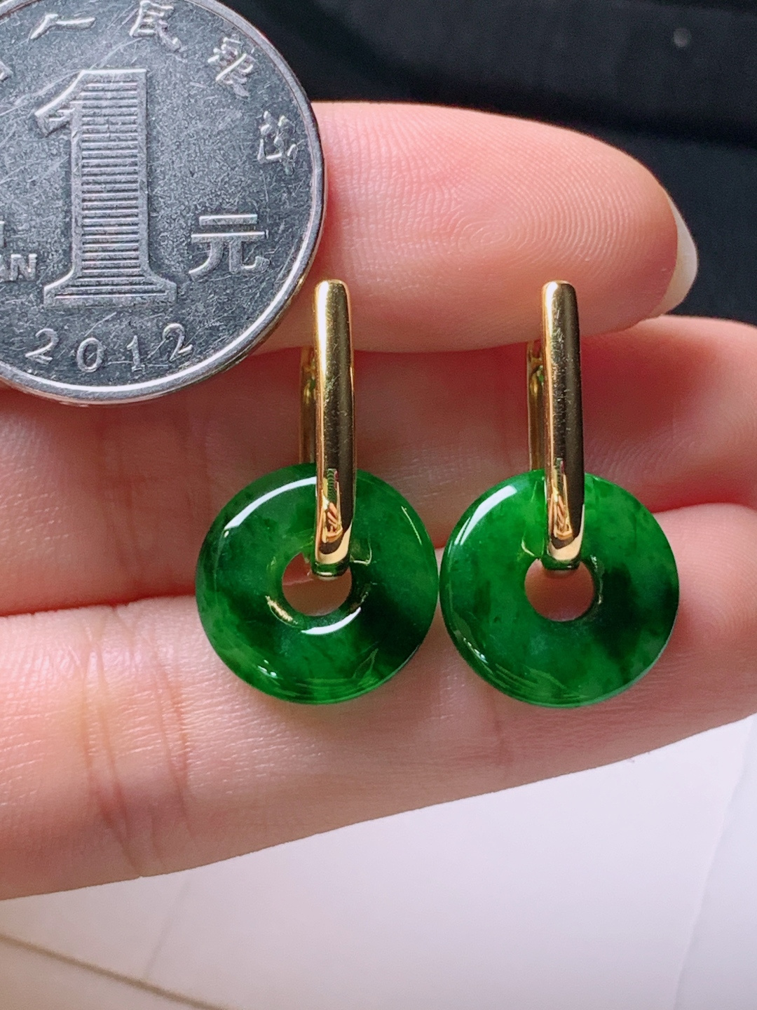 ️ 冰辣绿甜甜圈耳坠，无裂色辣水润，裸石13.8-2.9