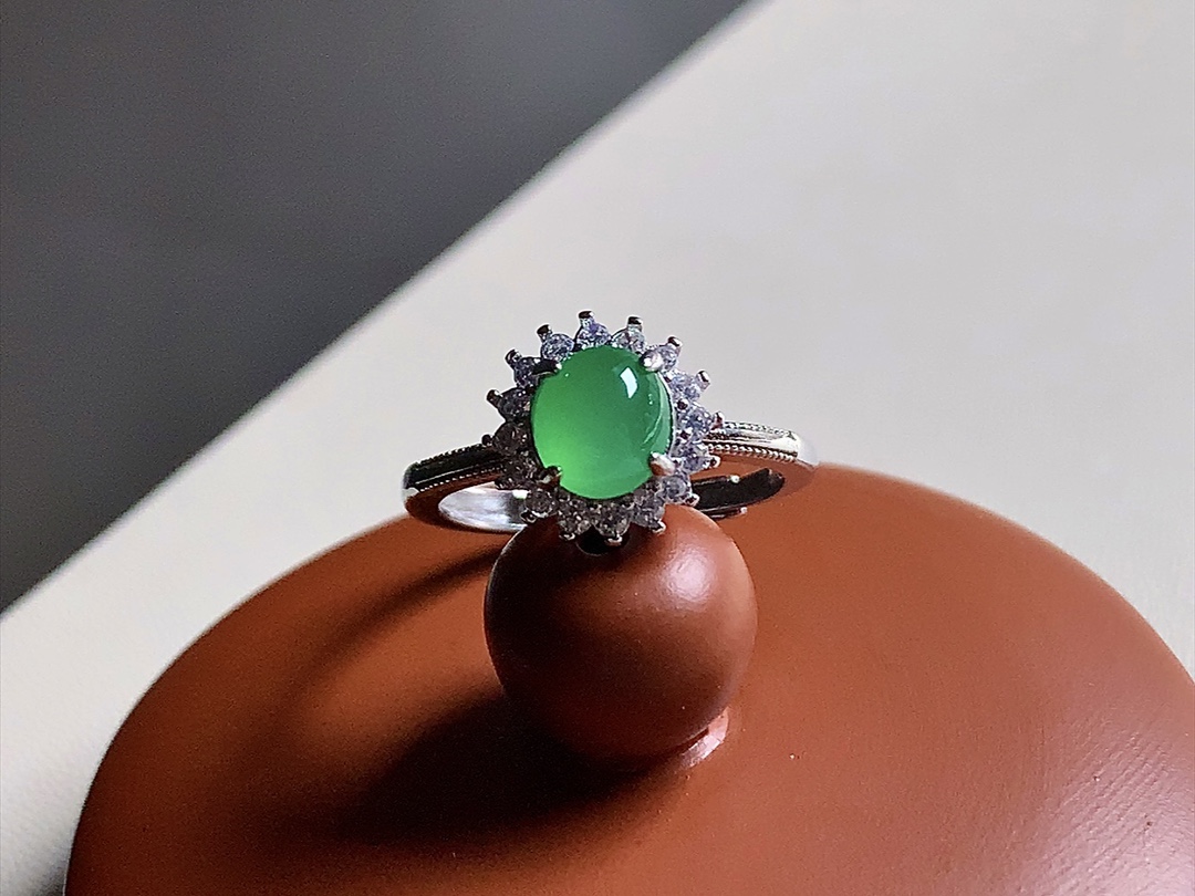 ️ 冰种木那蛋面戒指，银925，色泽清新漂亮，无裂，尺寸10.8/10.7/9.6，圈口14