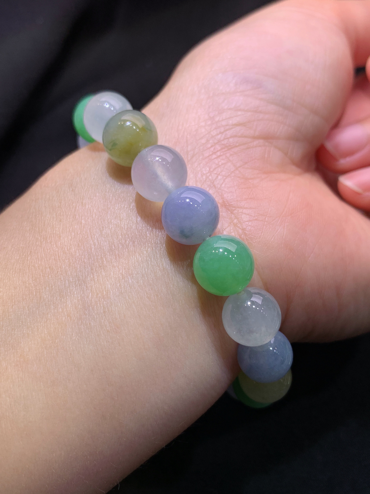 冰种多宝圆珠手串，手链，冰润鲜艳，玉质细腻，种水足，Xli 直径9.7