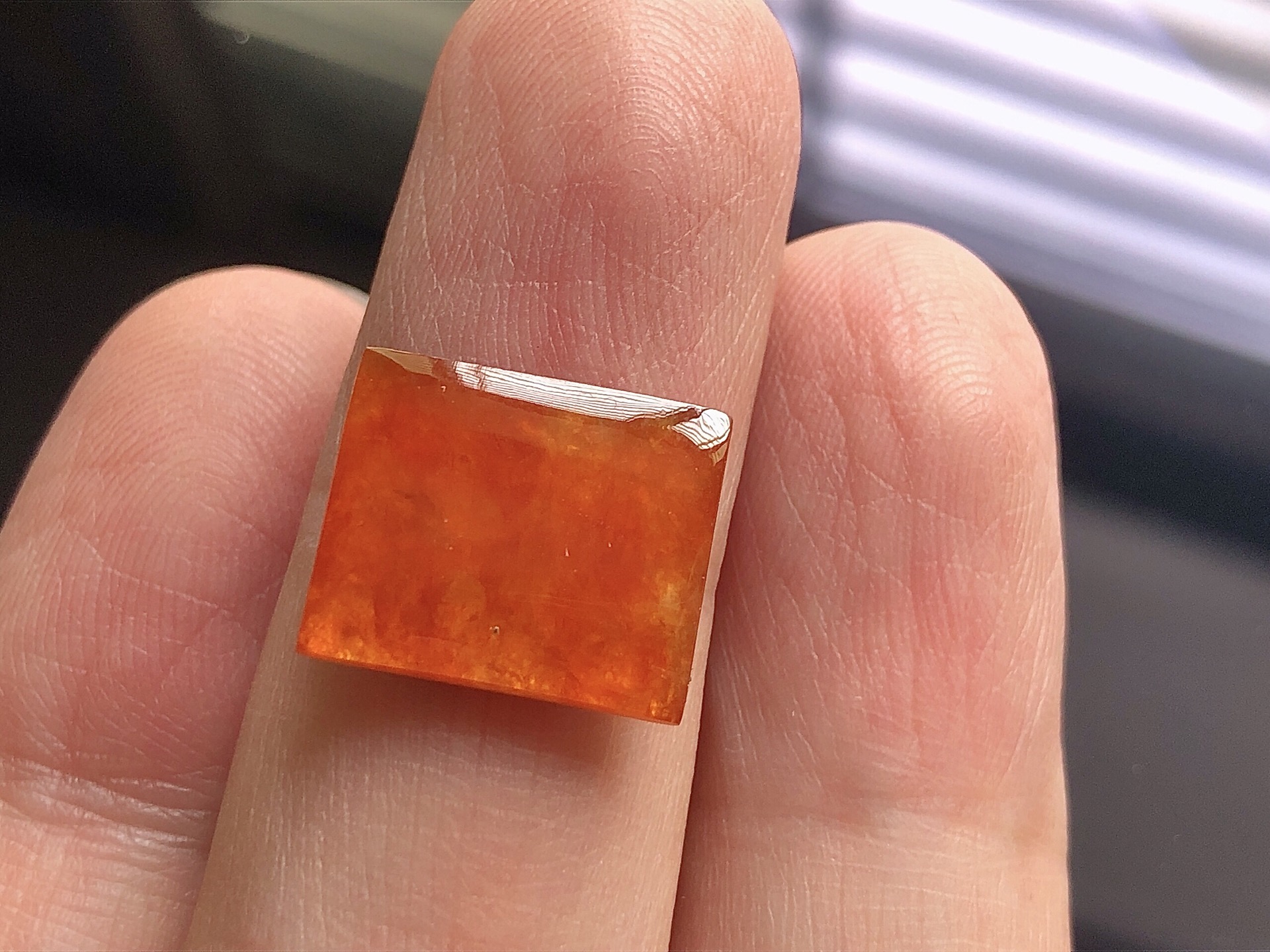 ️ 红翡方形，色泽极美，通透水润，玉质细腻，夺目迷人，镶嵌效果，品相，无裂，尺寸14.2*12*2.5，超值