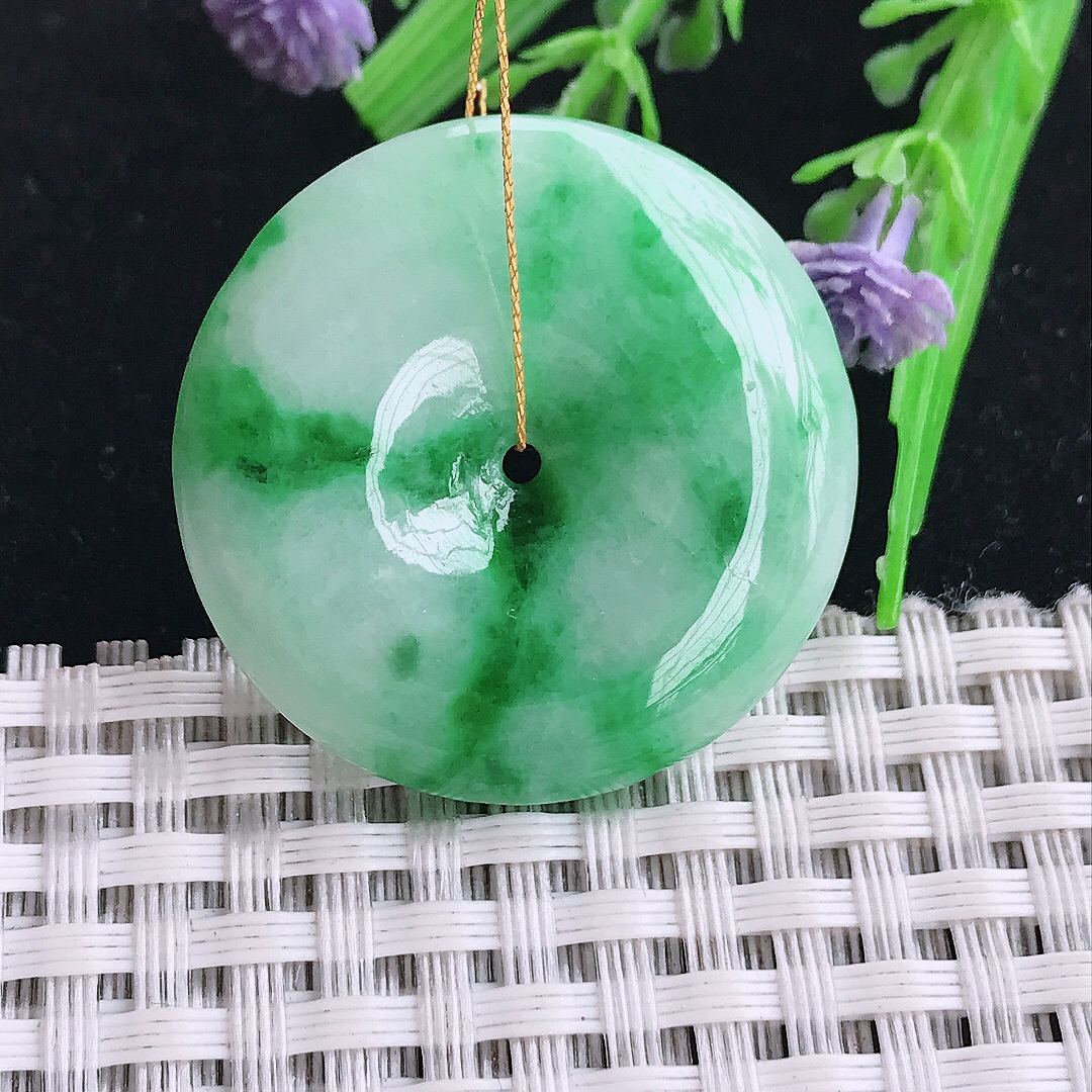 实拍A货翡翠32/5.8老坑精美温润飘阳绿平安扣吊坠翡翠玉扣挂件