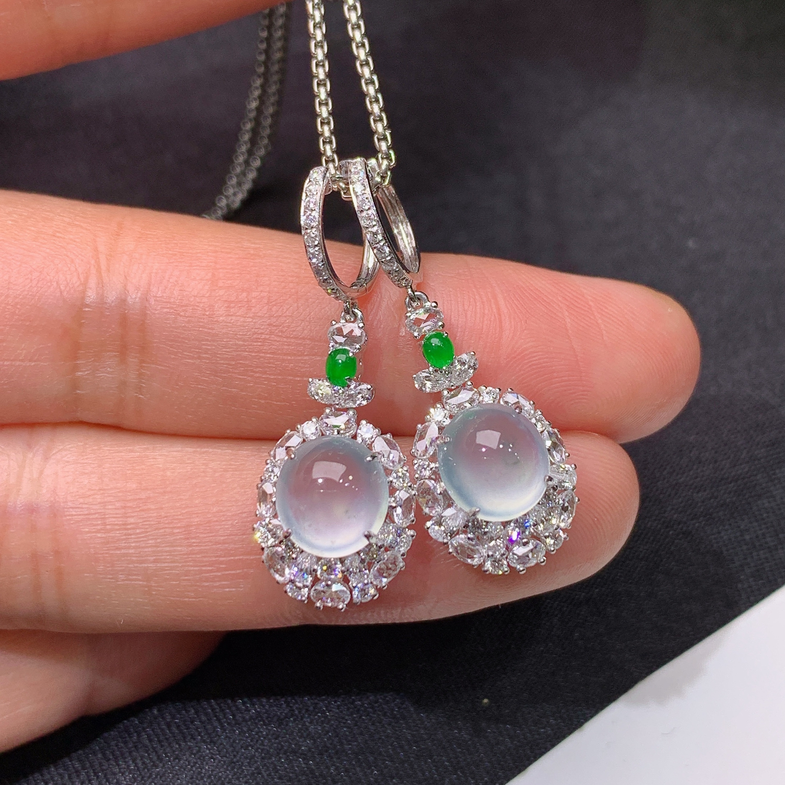 冰种蛋面耳坠，18k金镶嵌，款式精美，冰润细腻，种水足，Ty 尺寸7.5*7*3.7