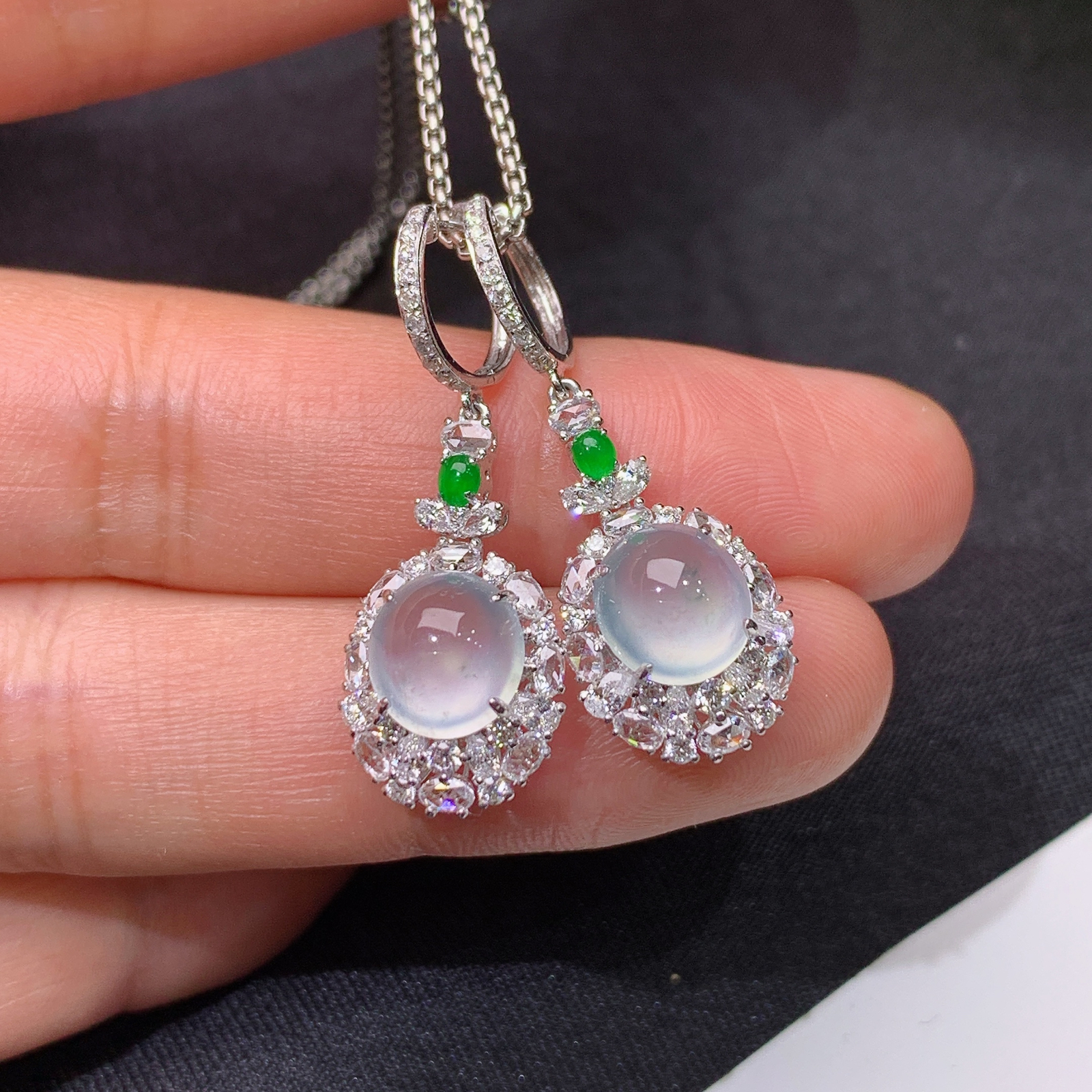 冰种蛋面耳坠，18k金镶嵌，款式精美，冰润细腻，种水足，Ty 尺寸7.5*7*3.7