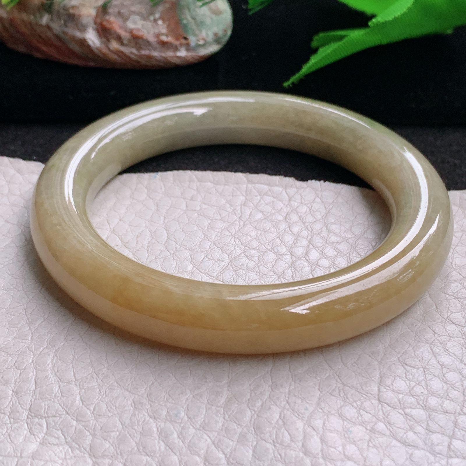 z实拍55*10.8*10.7招财美人镯 缅甸翡翠a货手镯黄翡女款圆条玉镯子