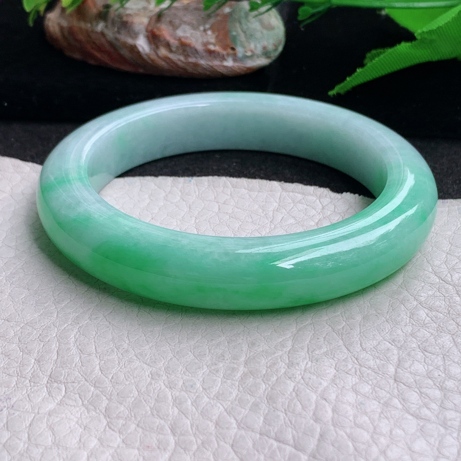 fl白底青56*13.5*9.6平安镯 缅甸翡翠a货手镯飘阳绿正圈玉镯子