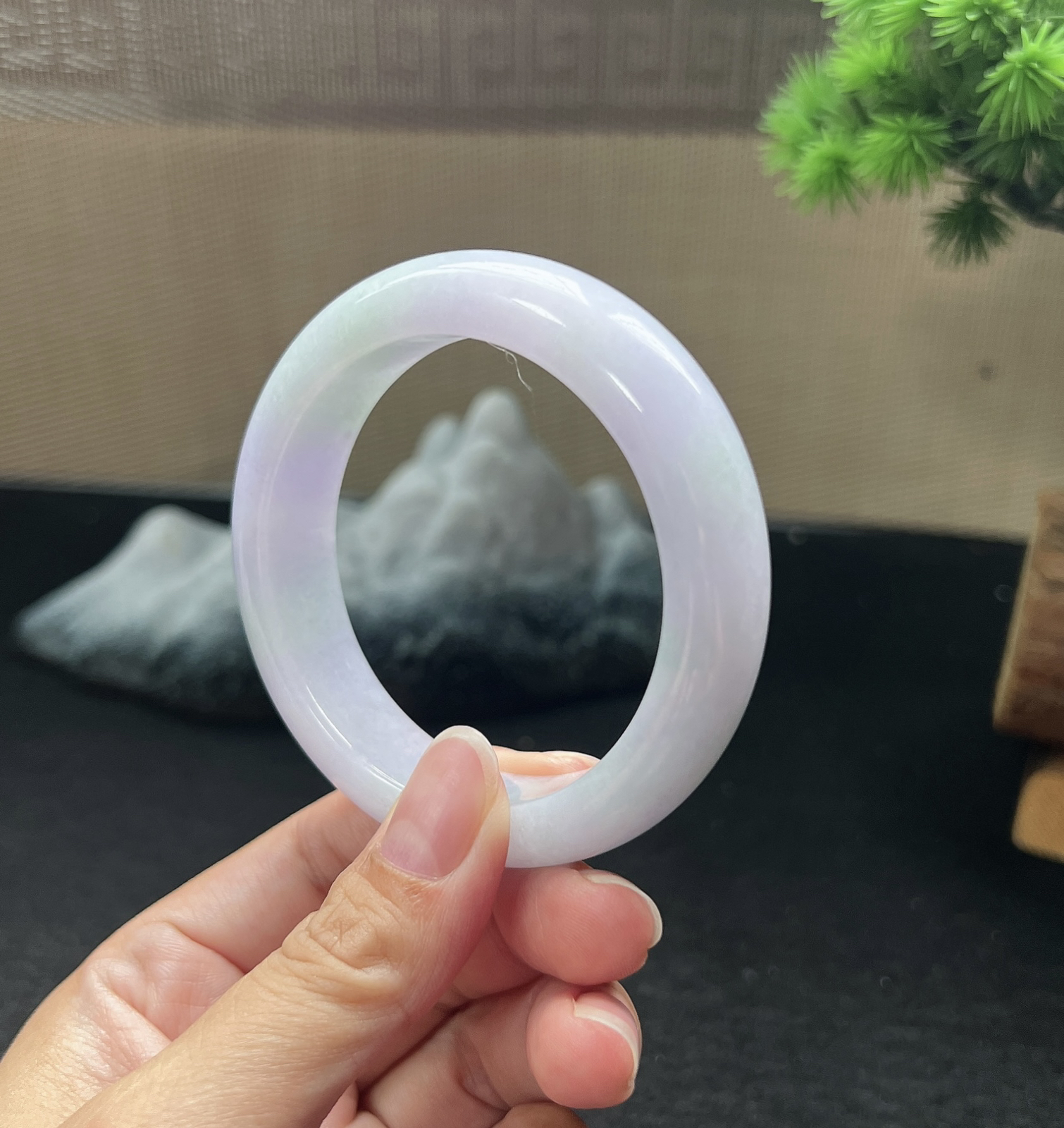 55圈口正圈春彩手镯