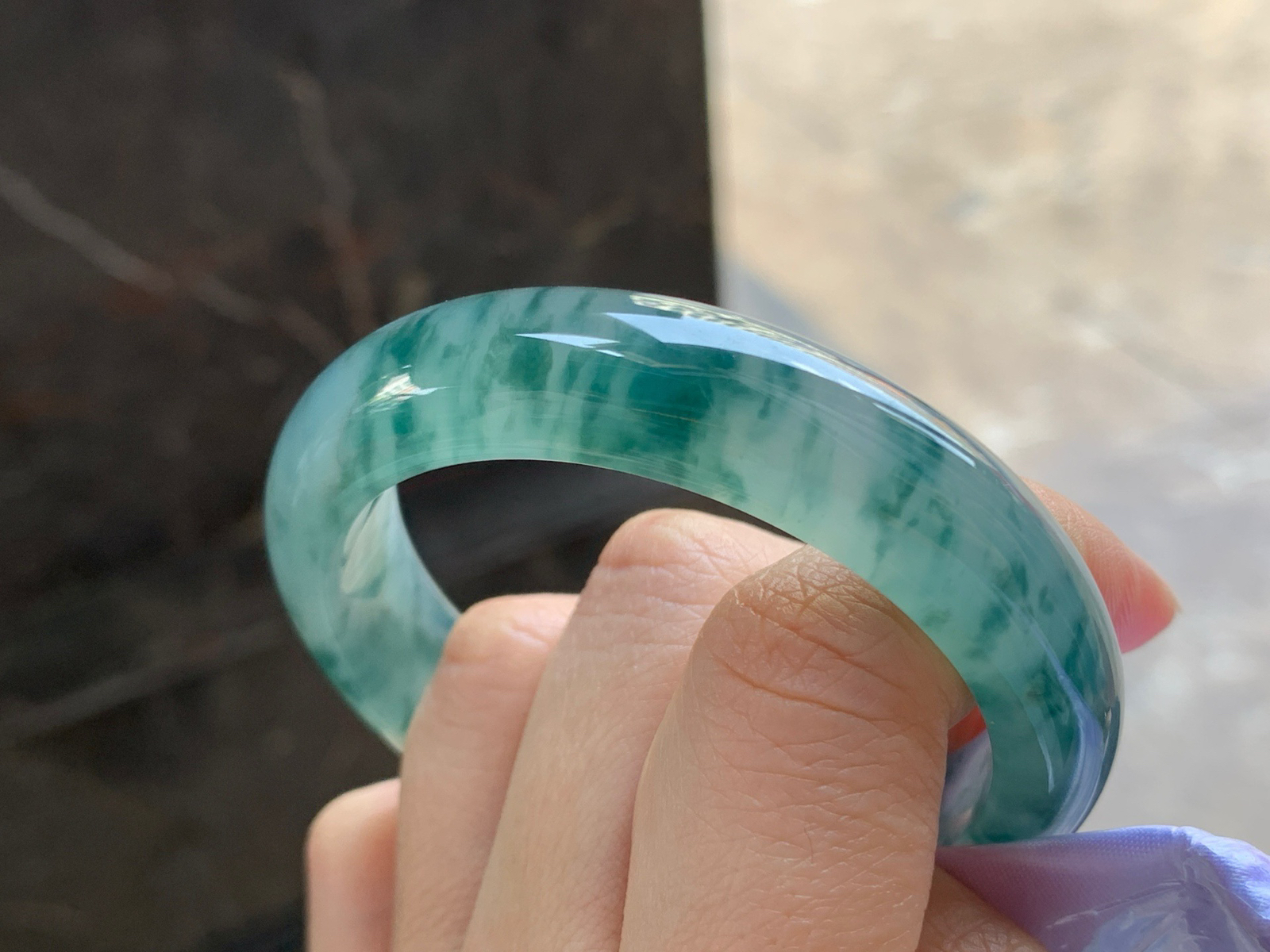 51-12.5-8.1

蓝花手镯^_^飘花浓郁