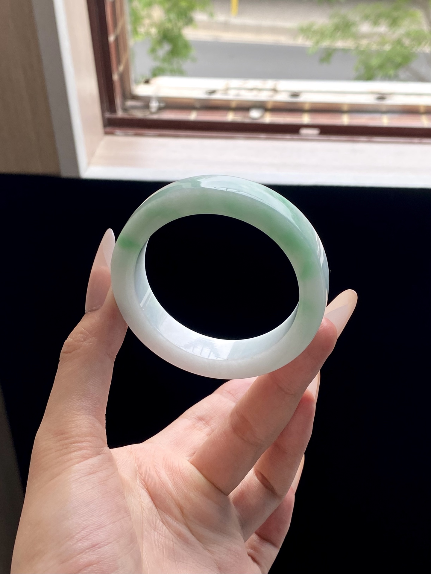 小圈口白底青镯胚，A0422-5，⭕️69-53-12.5-8.5，可做53～54正圈