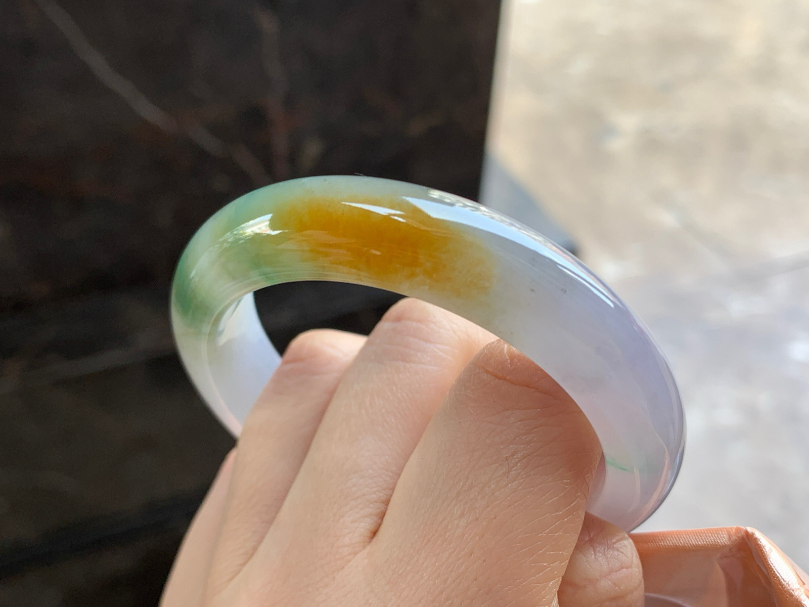 53-12.6-8.4

黄加绿手镯^_^起光 鲜艳