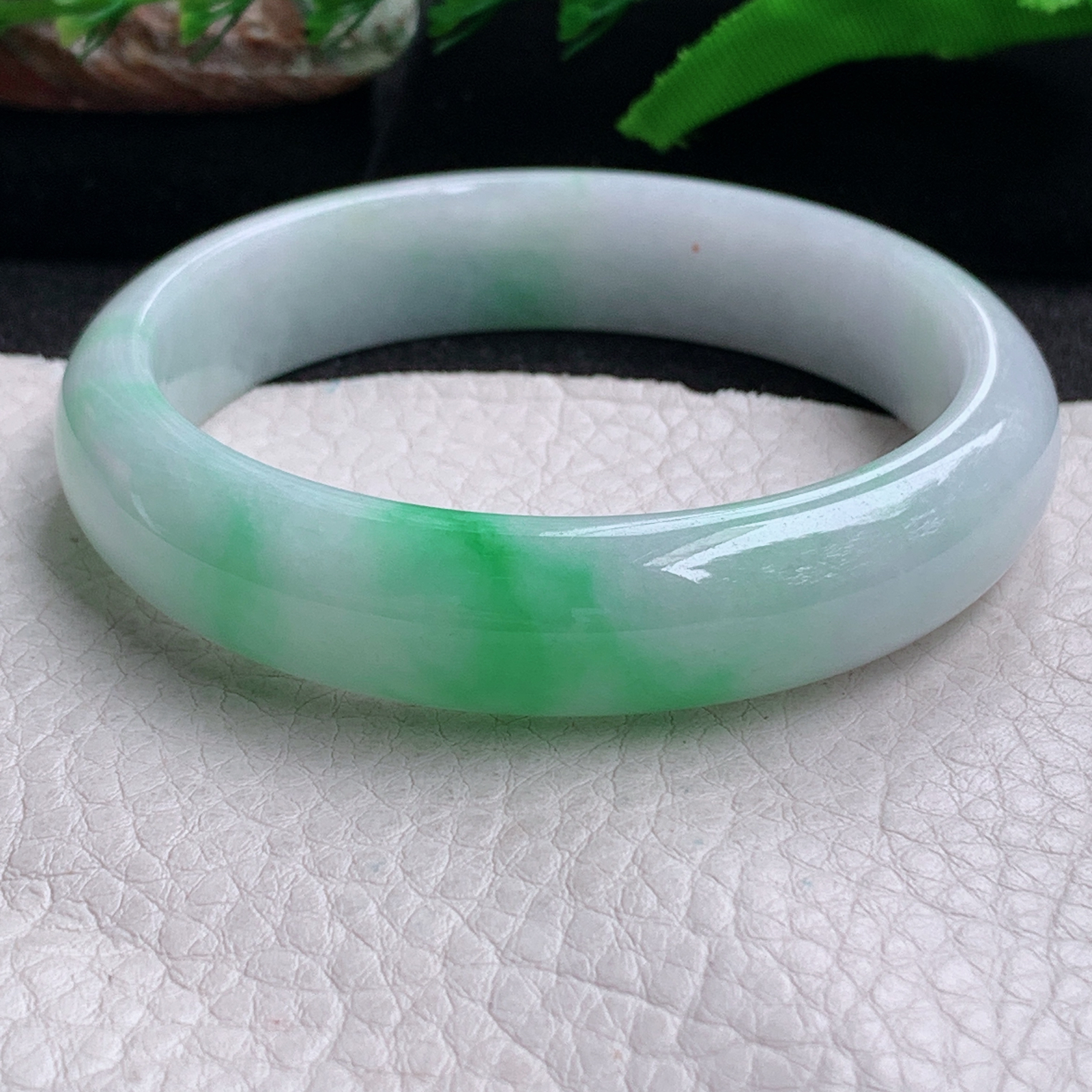 yh白底青58.5*12.3*9.6平安镯 缅甸翡翠a货手镯飘阳绿正圈玉镯子