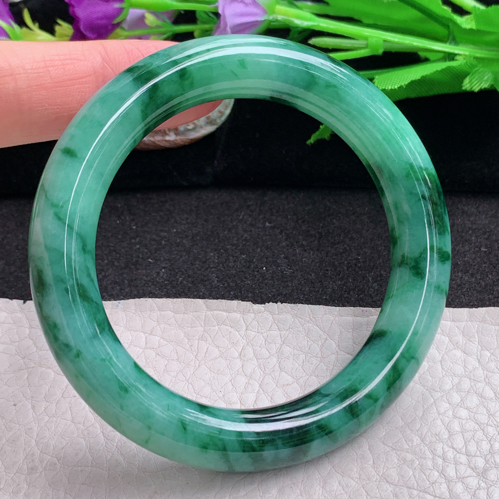 ss自然光54.6*10.8美人镯 缅甸翡翠a货手镯飘花女款圆条玉镯子