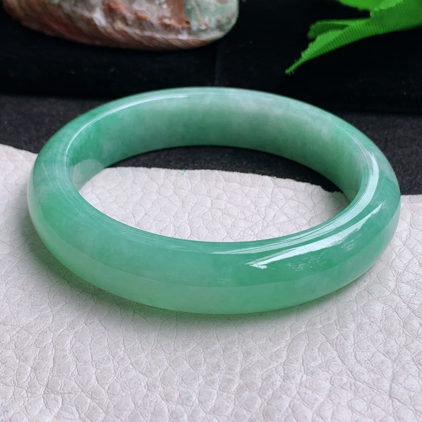 nr实拍53.8*12.3*7.6平安镯 缅甸翡翠a货手镯甜绿秀气正圈玉镯子