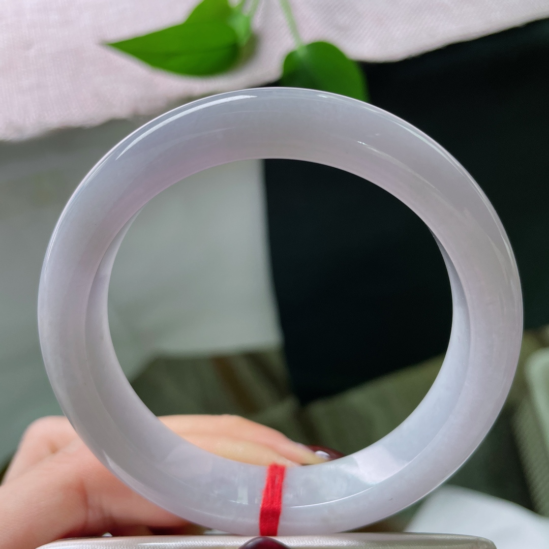 57.4/12.5/9，正圈，质地温润，是宇宙的浪漫，偶然滴落人间的颜色。无裂，ss51301a