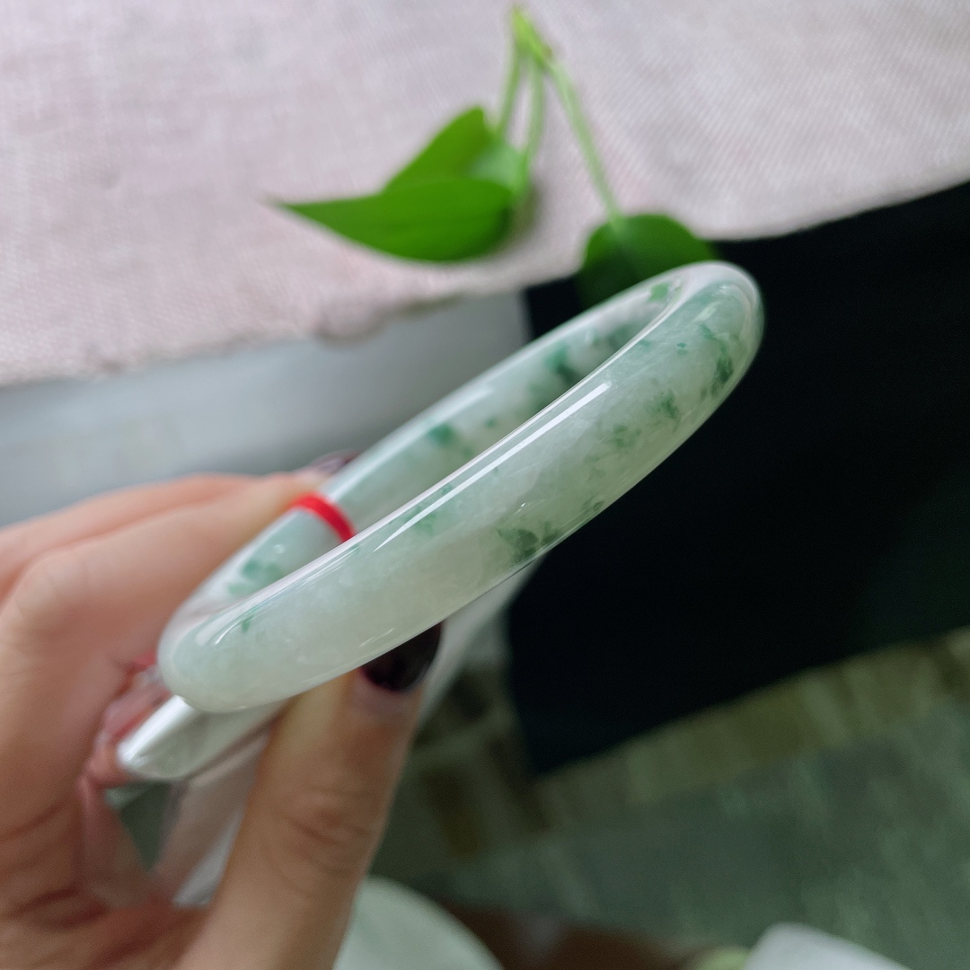 58.4/9.6，飘花圆条，繁花似锦觅安宁，水头好，经典大方，皮纹，ss52182a