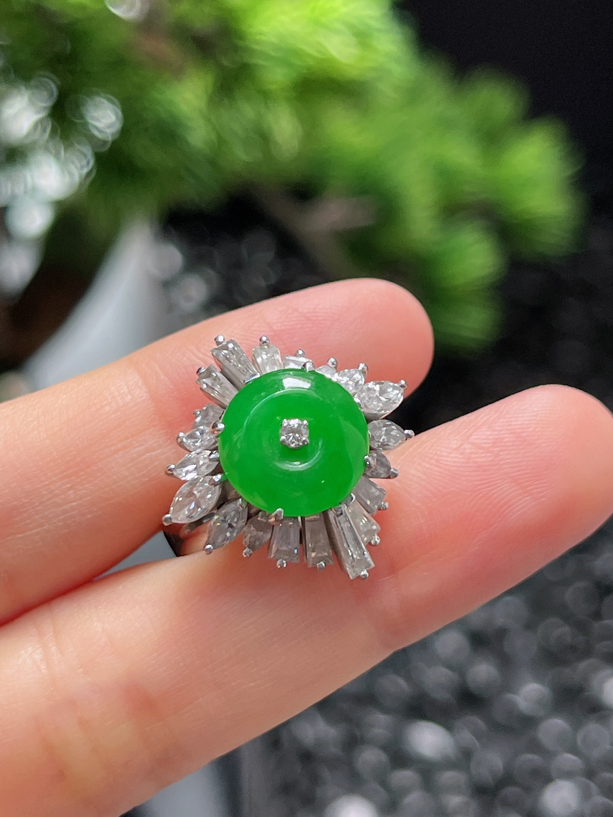 18k金 翡翠冰糯种绿色戒指