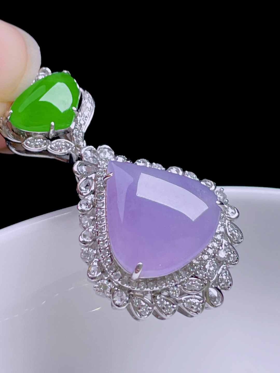 ️ 冰种水滴形，色艳色浓，种老水润，18k金镶嵌：36/19.5/10，裸石：14/14.1