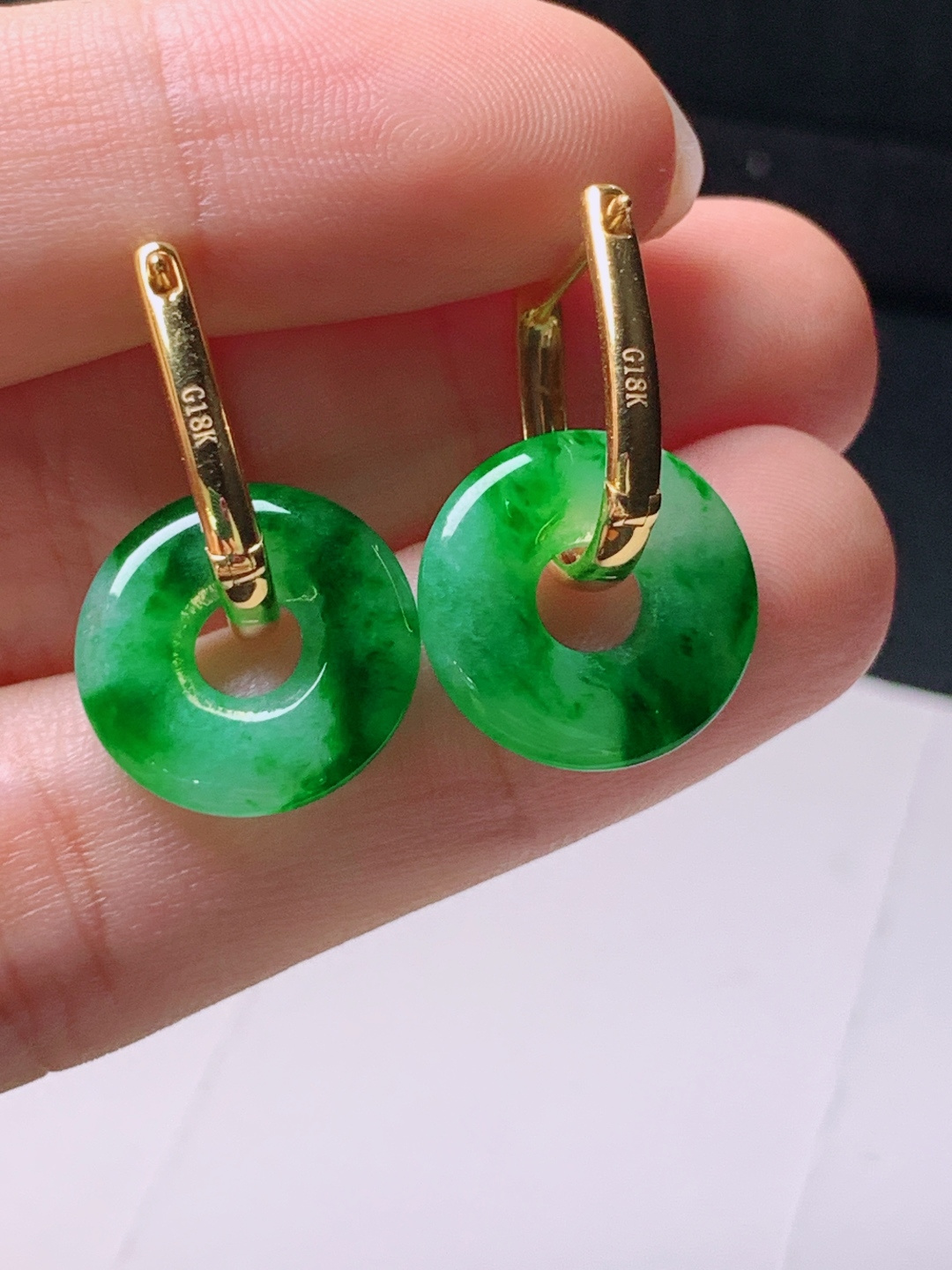 ️ 冰阳绿飘花甜甜圈耳坠，无裂色阳，裸石14.5-2.9