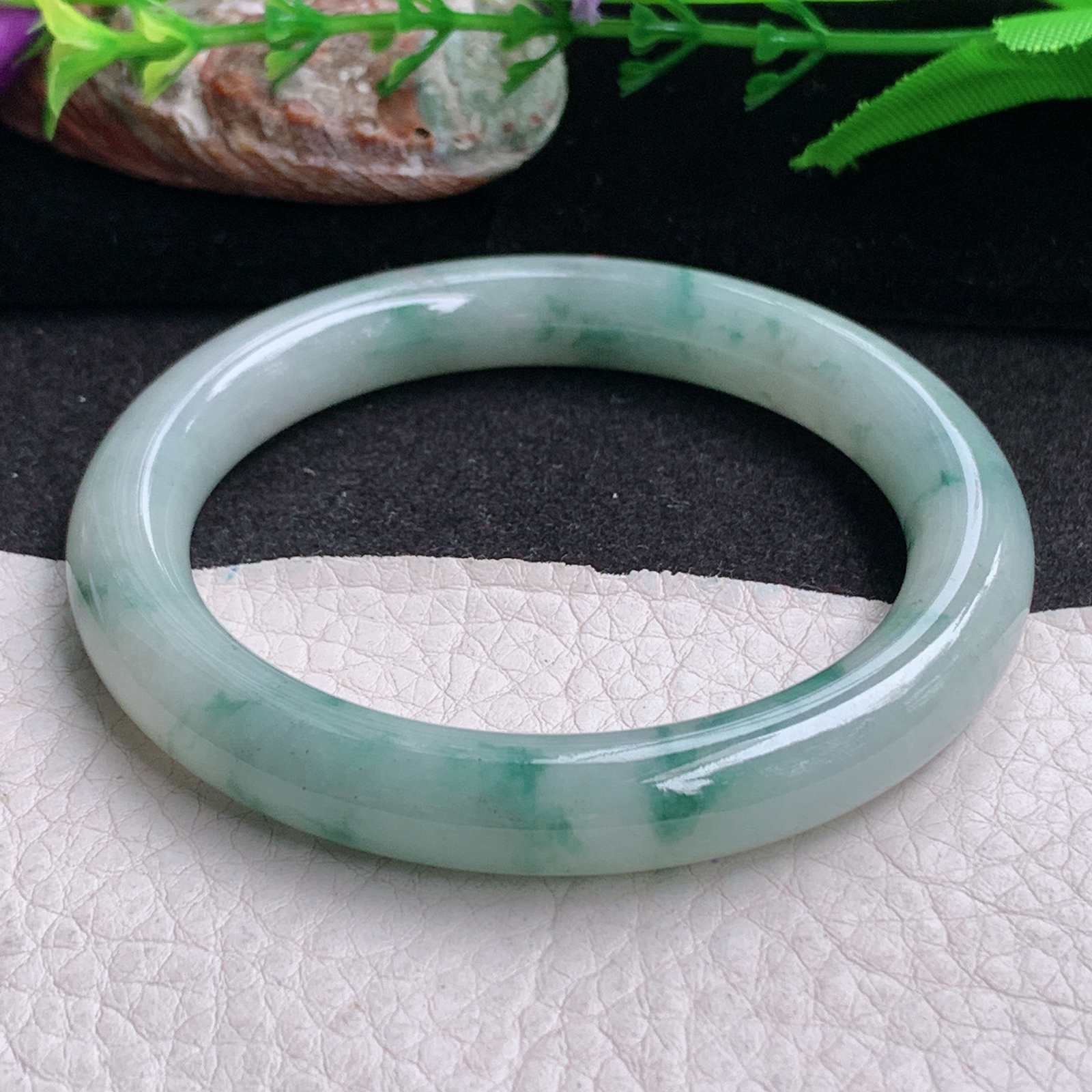 xx自然光54*9.2美人镯 缅甸翡翠a货手镯飘花女款圆条玉镯子