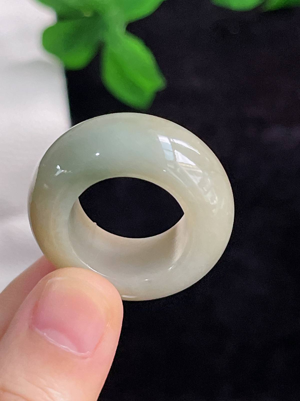 和田玉宽版指环